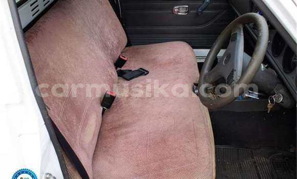 Tenga Tsaru Nissan Pickup Chena Mota in Beitbridge in Matabeleland South Tenga Tsaru Nissan Pickup Chena Mota in Beitbridge in Matabeleland South