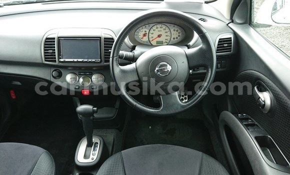 Acheter Occasion Voiture Nissan March Blanc à Beitbridge, Matabeleland South Acheter Occasion Voiture Nissan March Blanc à Beitbridge, Matabeleland South