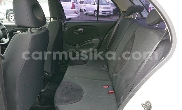 Acheter Occasion Voiture Nissan March Blanc à Beitbridge, Matabeleland South Acheter Occasion Voiture Nissan March Blanc à Beitbridge, Matabeleland South