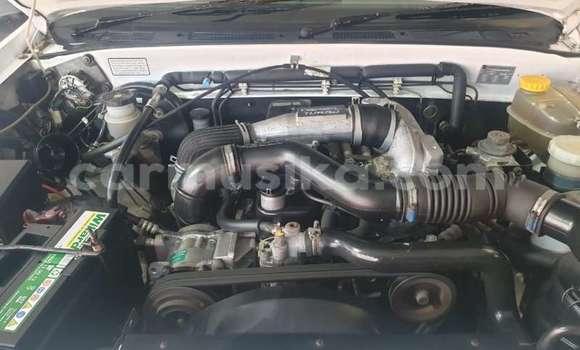 Buy Used Isuzu KB White Car in Beitbridge in Matabeleland South Buy Used Isuzu KB White Car in Beitbridge in Matabeleland South