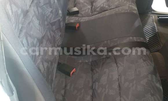 Buy Used Isuzu KB White Car in Beitbridge in Matabeleland South Buy Used Isuzu KB White Car in Beitbridge in Matabeleland South