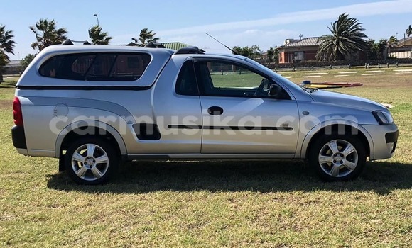 Acheter Occasion Voiture Opel Corsa Gris à Beitbridge, Matabeleland South Acheter Occasion Voiture Opel Corsa Gris à Beitbridge, Matabeleland South