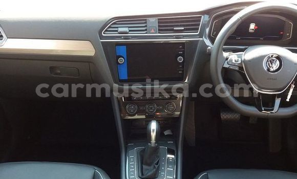 Acheter Occasion Voiture Volkswagen Tiguan Blanc à Beitbridge, Matabeleland South Acheter Occasion Voiture Volkswagen Tiguan Blanc à Beitbridge, Matabeleland South