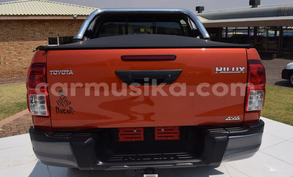 Nunua Ilio tumika Toyota Hilux Beige Gari ndani ya Beitbridge nchini Matabeleland Kusini Nunua Ilio tumika Toyota Hilux Beige Gari ndani ya Beitbridge nchini Matabeleland Kusini