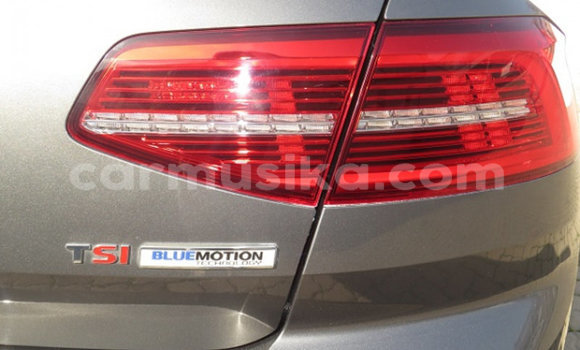 Buy Used Volkswagen Passat Silver Car in Beitbridge in Matabeleland South Buy Used Volkswagen Passat Silver Car in Beitbridge in Matabeleland South