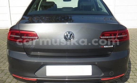 Buy Used Volkswagen Passat Silver Car in Beitbridge in Matabeleland South Buy Used Volkswagen Passat Silver Car in Beitbridge in Matabeleland South