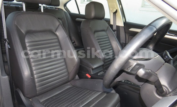 Buy Used Volkswagen Passat Silver Car in Beitbridge in Matabeleland South Buy Used Volkswagen Passat Silver Car in Beitbridge in Matabeleland South