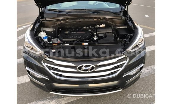 Tenga Imported Hyundai Santa Fe Nhema Mota in Import - Dubai in Harare Tenga Imported Hyundai Santa Fe Nhema Mota in Import - Dubai in Harare