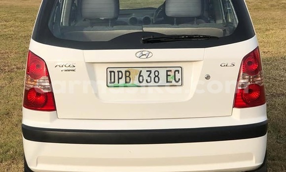 Acheter Occasion Voiture Hyundai Atos Blanc à Beitbridge, Matabeleland South Acheter Occasion Voiture Hyundai Atos Blanc à Beitbridge, Matabeleland South