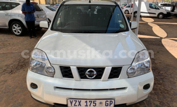 Acheter Occasion Voiture Nissan X–Trail Blanc à Bulawayo, Bulawayo Acheter Occasion Voiture Nissan X–Trail Blanc à Bulawayo, Bulawayo