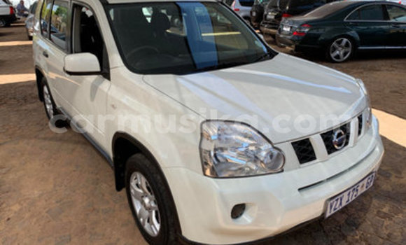 Acheter Occasion Voiture Nissan X–Trail Blanc à Bulawayo, Bulawayo Acheter Occasion Voiture Nissan X–Trail Blanc à Bulawayo, Bulawayo