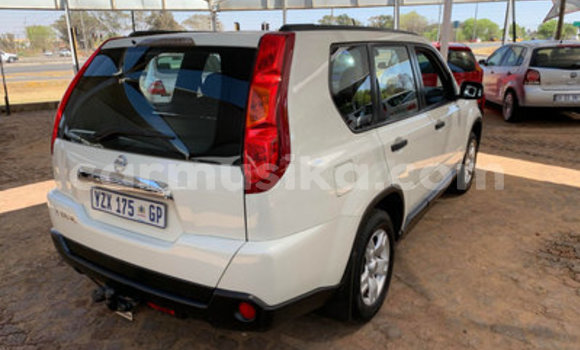 Acheter Occasion Voiture Nissan X–Trail Blanc à Bulawayo, Bulawayo Acheter Occasion Voiture Nissan X–Trail Blanc à Bulawayo, Bulawayo