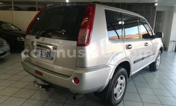Acheter Occasion Voiture Nissan X–Trail Gris à Bulawayo, Bulawayo Acheter Occasion Voiture Nissan X–Trail Gris à Bulawayo, Bulawayo