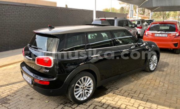Nunua Ilio tumika MINI Cooper Nyeusi Gari ndani ya Bulawayo nchini Bulawayo