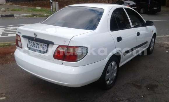 Tenga Tsaru Nissan Almera Chena Mota in Beitbridge in Matabeleland South Tenga Tsaru Nissan Almera Chena Mota in Beitbridge in Matabeleland South