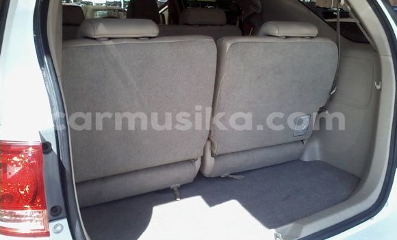 Acheter Occasion Voiture Toyota Fortuner Blanc à Beitbridge, Matabeleland South Acheter Occasion Voiture Toyota Fortuner Blanc à Beitbridge, Matabeleland South