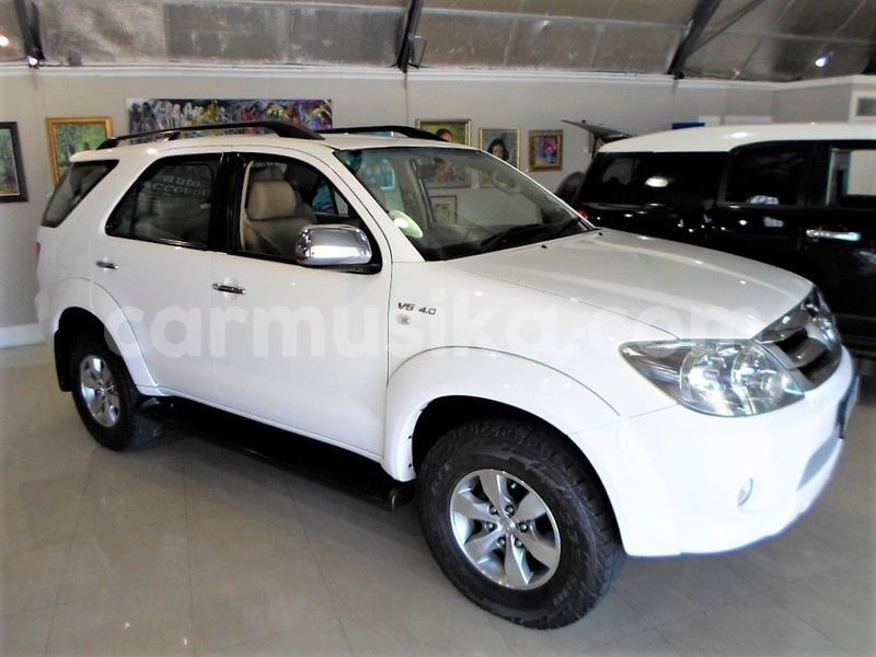 Big with watermark toyota fortuner matabeleland south beitbridge 9445