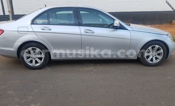 Acheter Occasion Voiture Mercedes‒Benz C–Class Gris à Chimanimani, Manicaland Acheter Occasion Voiture Mercedes‒Benz C–Class Gris à Chimanimani, Manicaland