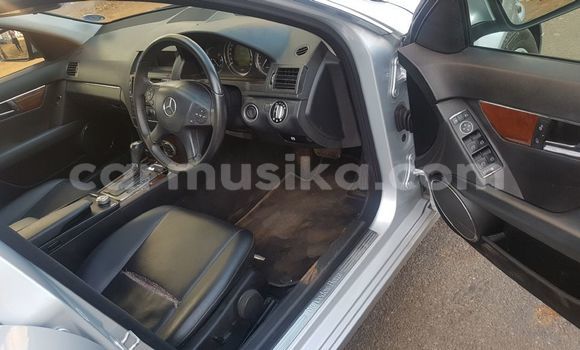 Acheter Occasion Voiture Mercedes‒Benz C–Class Gris à Chimanimani, Manicaland Acheter Occasion Voiture Mercedes‒Benz C–Class Gris à Chimanimani, Manicaland