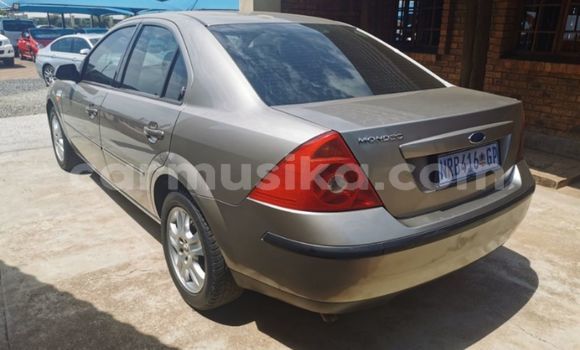Acheter Occasion Voiture Ford Mondeo Gris à Beitbridge, Matabeleland South Acheter Occasion Voiture Ford Mondeo Gris à Beitbridge, Matabeleland South