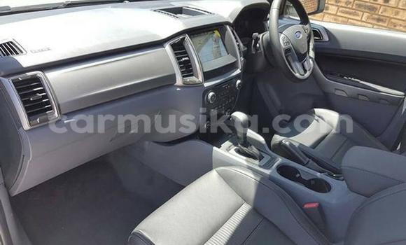 Acheter Occasion Voiture Ford Ranger Blanc à Beitbridge, Matabeleland South Acheter Occasion Voiture Ford Ranger Blanc à Beitbridge, Matabeleland South