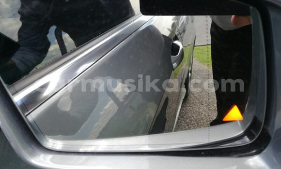 Acheter Occasion Voiture Mercedes‒Benz E–Class Gris à Beitbridge, Matabeleland South Acheter Occasion Voiture Mercedes‒Benz E–Class Gris à Beitbridge, Matabeleland South