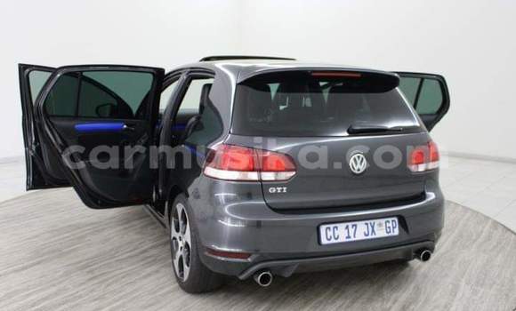 Nunua Ilio tumika Volkswagen Golf GTI Bluu Gari ndani ya Beitbridge nchini Matabeleland Kusini Nunua Ilio tumika Volkswagen Golf GTI Bluu Gari ndani ya Beitbridge nchini Matabeleland Kusini