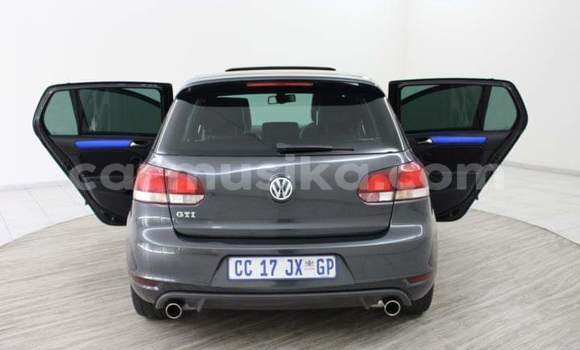 Nunua Ilio tumika Volkswagen Golf GTI Bluu Gari ndani ya Beitbridge nchini Matabeleland Kusini Nunua Ilio tumika Volkswagen Golf GTI Bluu Gari ndani ya Beitbridge nchini Matabeleland Kusini