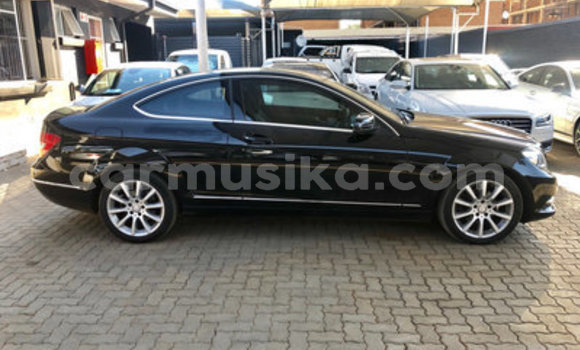 Acheter Occasion Voiture Mercedes‒Benz C–Class Noir à Bulawayo, Bulawayo Acheter Occasion Voiture Mercedes‒Benz C–Class Noir à Bulawayo, Bulawayo