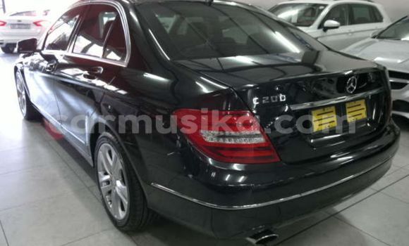 Tenga Tsaru Mercedes‒Benz C–Class Nhema Mota in Beitbridge in Matabeleland South Tenga Tsaru Mercedes‒Benz C–Class Nhema Mota in Beitbridge in Matabeleland South