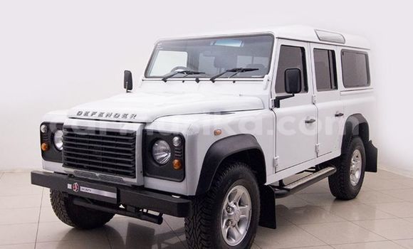 Tenga Tsaru Land Rover Defender Chena Mota in Beitbridge in Matabeleland South Tenga Tsaru Land Rover Defender Chena Mota in Beitbridge in Matabeleland South