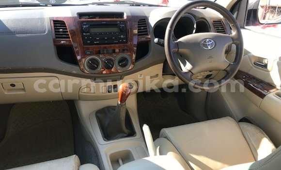 Buy Used Toyota Fortuner Silver Car in Beitbridge in Matabeleland South Buy Used Toyota Fortuner Silver Car in Beitbridge in Matabeleland South
