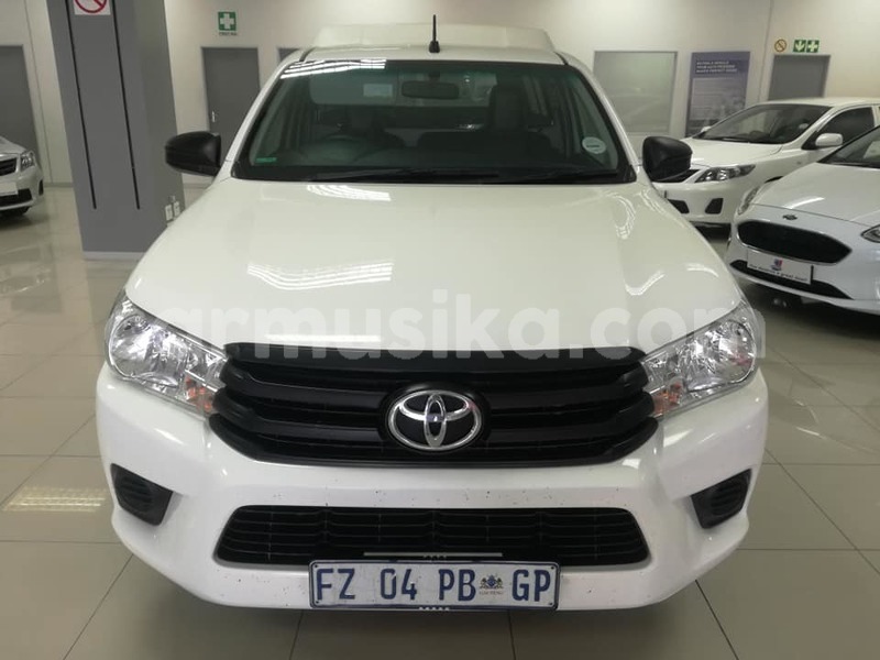 Big with watermark toyota hilux matabeleland south beitbridge 9479