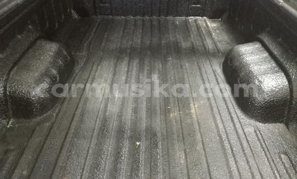 Buy Used Toyota Hilux White Car in Beitbridge in Matabeleland South Buy Used Toyota Hilux White Car in Beitbridge in Matabeleland South