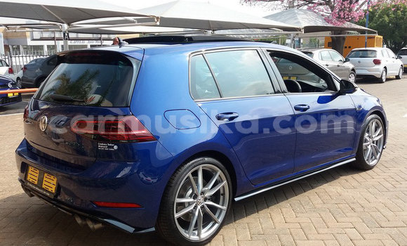 Buy Used Volkswagen Golf R Blue Car in Beitbridge in Matabeleland South Buy Used Volkswagen Golf R Blue Car in Beitbridge in Matabeleland South