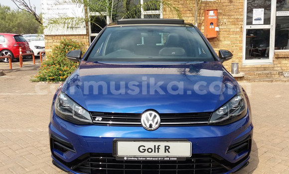 Buy Used Volkswagen Golf R Blue Car in Beitbridge in Matabeleland South Buy Used Volkswagen Golf R Blue Car in Beitbridge in Matabeleland South