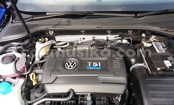 Buy Used Volkswagen Golf R Blue Car in Beitbridge in Matabeleland South Buy Used Volkswagen Golf R Blue Car in Beitbridge in Matabeleland South