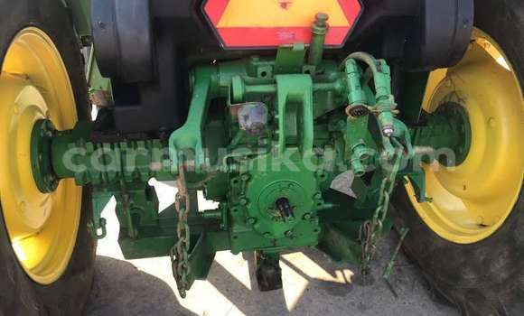 Acheter Occasion Utilitaire Caterpillar 120 Vert à Harare, Harare Acheter Occasion Utilitaire Caterpillar 120 Vert à Harare, Harare