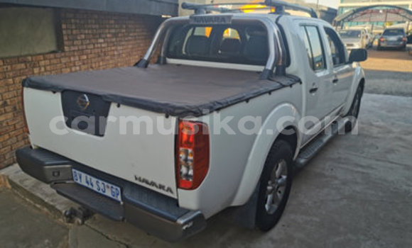 Nunua Ilio tumika Nissan Navara Nyeupe Gari ndani ya Bulawayo nchini Bulawayo Nunua Ilio tumika Nissan Navara Nyeupe Gari ndani ya Bulawayo nchini Bulawayo