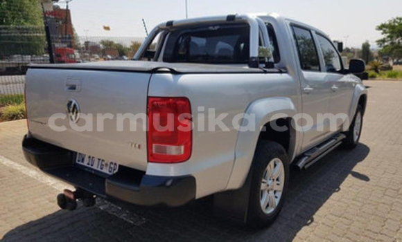 Tenga Tsaru Volkswagen Amarok Sirivha Mota in Bulawayo in Bulawayo Tenga Tsaru Volkswagen Amarok Sirivha Mota in Bulawayo in Bulawayo