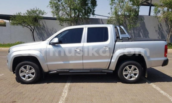 Tenga Tsaru Volkswagen Amarok Sirivha Mota in Bulawayo in Bulawayo Tenga Tsaru Volkswagen Amarok Sirivha Mota in Bulawayo in Bulawayo