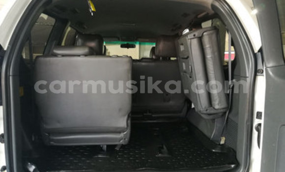 Tenga Tsaru Toyota Land Cruiser Prado Chena Mota in Bulawayo in Bulawayo Tenga Tsaru Toyota Land Cruiser Prado Chena Mota in Bulawayo in Bulawayo