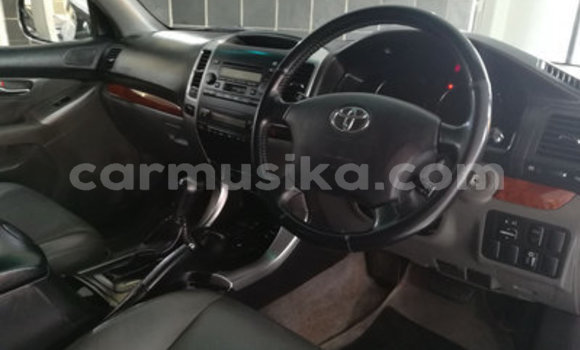 Tenga Tsaru Toyota Land Cruiser Prado Chena Mota in Bulawayo in Bulawayo Tenga Tsaru Toyota Land Cruiser Prado Chena Mota in Bulawayo in Bulawayo