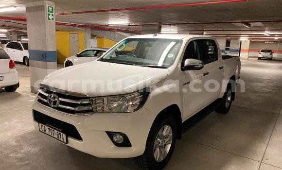 Acheter Occasion Voiture Toyota Hilux Blanc à Bulawayo, Bulawayo Acheter Occasion Voiture Toyota Hilux Blanc à Bulawayo, Bulawayo