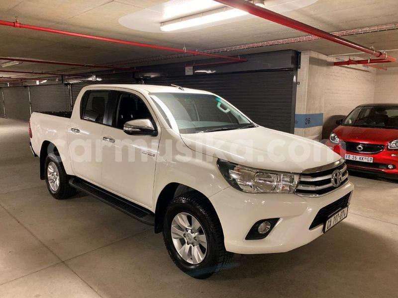 Big with watermark toyota hilux bulawayo bulawayo 9494