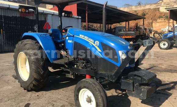 Acheter Occasion Utilitaire Caterpillar 120 Bleu à Harare, Harare Acheter Occasion Utilitaire Caterpillar 120 Bleu à Harare, Harare