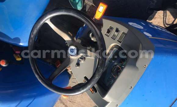 Acheter Occasion Utilitaire Caterpillar 120 Bleu à Harare, Harare Acheter Occasion Utilitaire Caterpillar 120 Bleu à Harare, Harare