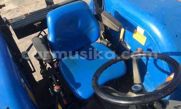 Acheter Occasion Utilitaire Caterpillar 120 Bleu à Harare, Harare Acheter Occasion Utilitaire Caterpillar 120 Bleu à Harare, Harare