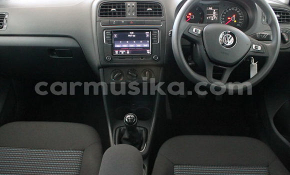 Acheter Occasion Voiture Volkswagen Polo Bleu à Beitbridge, Matabeleland South Acheter Occasion Voiture Volkswagen Polo Bleu à Beitbridge, Matabeleland South