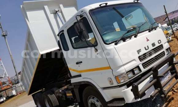 Acheter Occasion Utilitaire Mitsubishi Fuso Blanc à Harare, Harare Acheter Occasion Utilitaire Mitsubishi Fuso Blanc à Harare, Harare